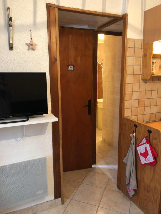 Appartement Rez De Jardin Montee De L'Alpe D'Huez La Garde  Exterior photo