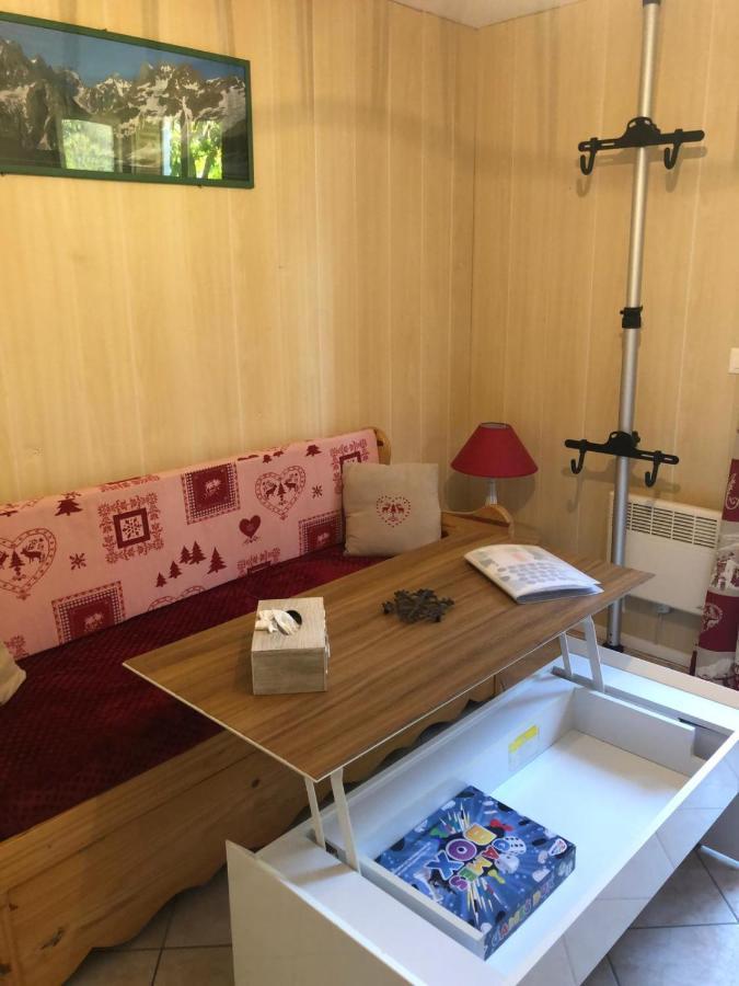 Appartement Rez De Jardin Montee De L'Alpe D'Huez La Garde  Exterior photo